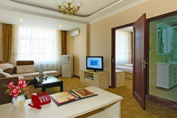  - Yizheng Holiday Hotel - Dalian