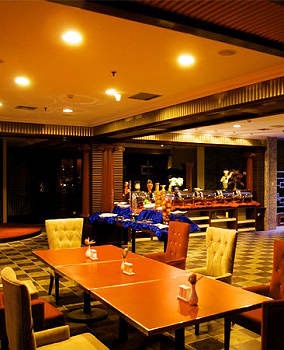 Bar - Bremen Holiday Hotel - Harbin