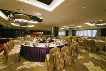  - Nanjing New Town Hotel