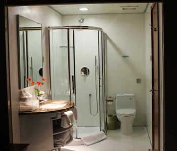 Bathroom - Huzhou Carnival Hotel