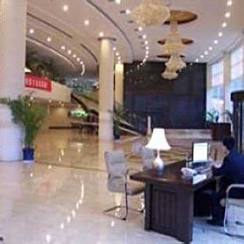 Lobby - Huangshan Heyi Yangguang Hotel(the fomer Baolai Peninsula Hotel)(Huangshan)