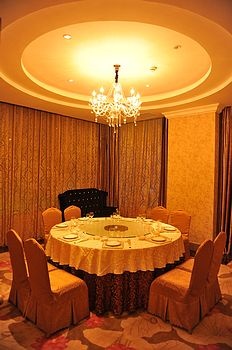 Restaurant VIP Room - Huayu Xintiandi Hotel - Nanchang