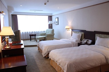  - Qingdao Huaneng Hotel