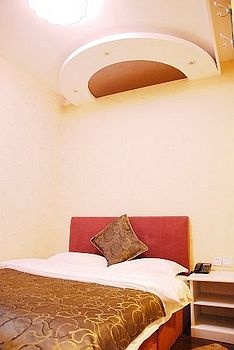 Standard Room - Hyperspace Business Hotel - Qingdao