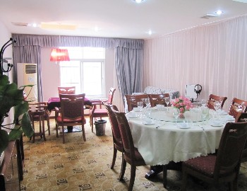  - Yichang Nan Tribunal Hotel