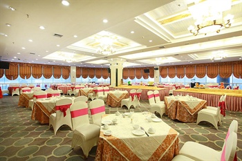  - Huayue Hotel  