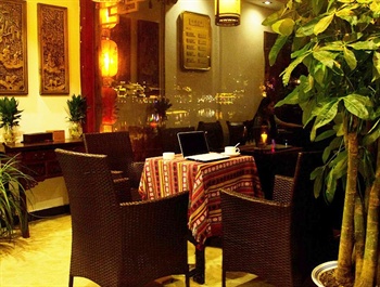  - Fenghuang Melody Hotel