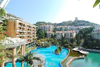 Outdoor Swimming Pool - Yihe Hotel Guangzhou