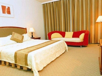 -- - Guangzhou Carefree Hotel.