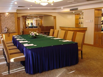  - Shenzhen Lushan Hotel