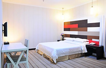 -- - Huali Fashion Hotel Shenzhen