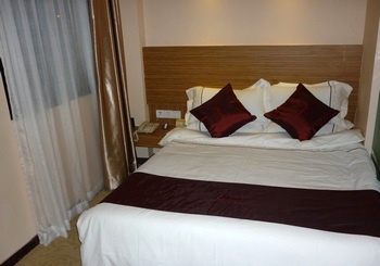 -- - Yuejia Business Hotel Shenzhen