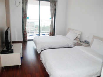 -- - Shenzhen Caiyue Hongxing Coast Hotel