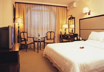 -- - Shenzhen Golden Harbor Hotel