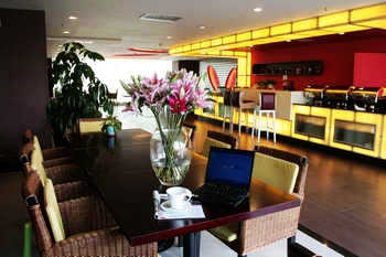 Café - City Inn (Foshan Jihua Road)