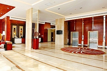 Lobby - Leisure Hotel  