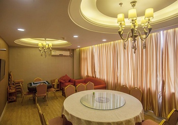  - Huizhou Moon Bay Holiday Inn