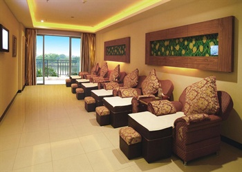  - Zhongshan Riverside Business Hotel