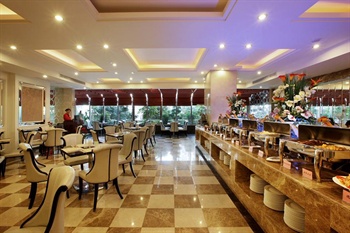  - Zhanjiang gold brilliant Yongli Hotel