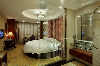  - Zhanjiang gold brilliant Yinli Hotel