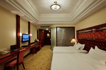  - Zhanjiang gold brilliant Yinli Hotel