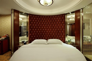  - Zhanjiang gold brilliant Yinli Hotel