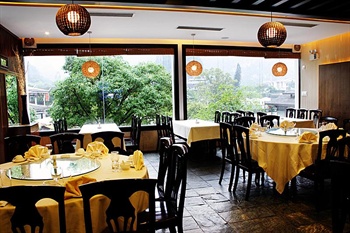  - Yangshuo Regency Holiday Hotel 