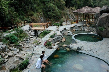  - Longsheng Spa Vacation Centre