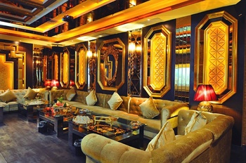  - Guilin Parliz Commercial Hotel 