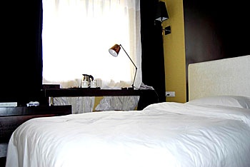 Guest Room - Tianqing City Hotel - Guilin