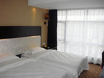 Guest Room - Tianqing City Hotel - Guilin