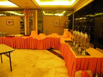  - Guilin Golden Dragon Hotel 