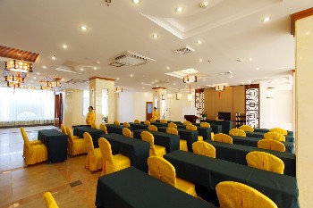  - Gudong Waterfall Resort Hotel - Guilin