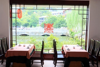  - Yangshuo Li River Hotel