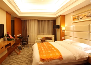  - Golden Sea View Hotel