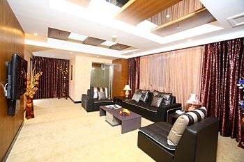 Deluxe Suite/Living Room - Jiazhou Yihao Hotel - Chengdu