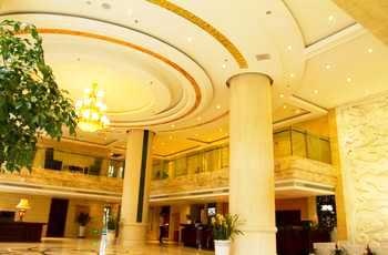 Lobby - Golden Dragon Holiday Hotel - Pengzhou