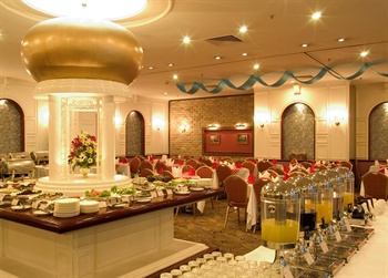  - Kunming Golden Dragon Hotel