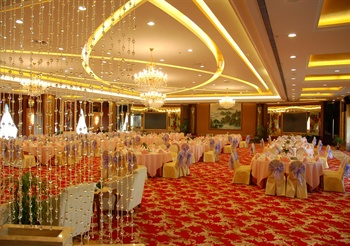  - Yunan Group Hotel  