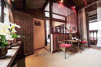 -- - Darling Harbour Inn - Lijiang