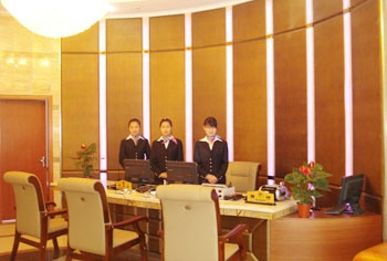 Reception Desk - Chun Yue Hotel - Kunming