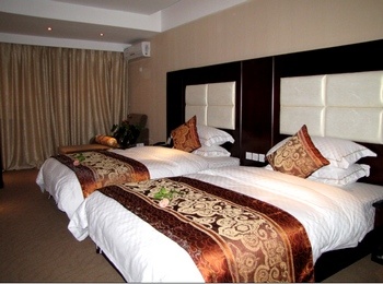 -- - High Mountain Flowing Water Hotel - Kunming