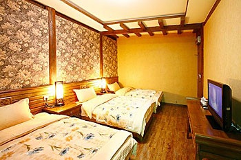 Triple Room - Yaleju Courtyard Inn - Lijiang