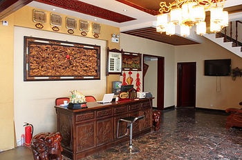 Reception Desk - Azeroth Hotel - Lijiang