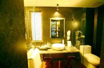 Bathroom - Sanju Hotel - Lijiang