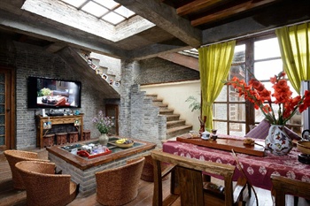  - Blossom Hill Inn Lijiang