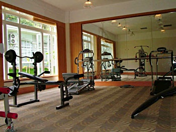 Fitness Center - Da Li Phoenix SPA Hotel  