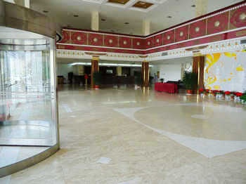 Lobby - Lhasa Shengtaiyuan Hotel