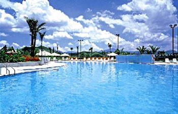 Swimming Pool - Harbour Plaza Resort City