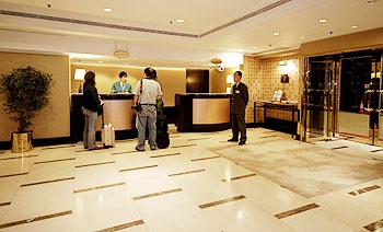 Lobby - Ramada Kowloon Hotel